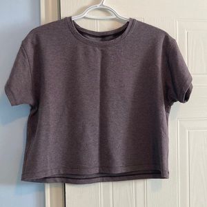 Lululemon cropped shirt.